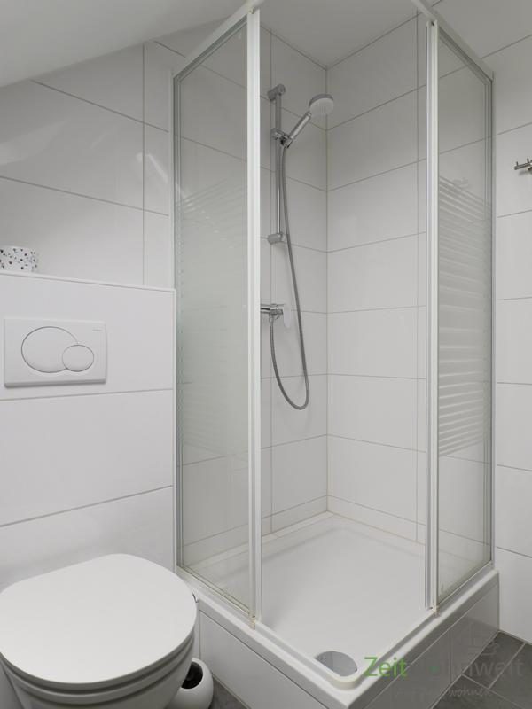Dusche und WC