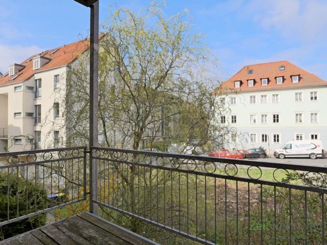 Blick vom Balkon im April