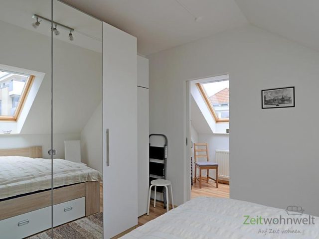 Kleiderschrank im Schlafzimmer