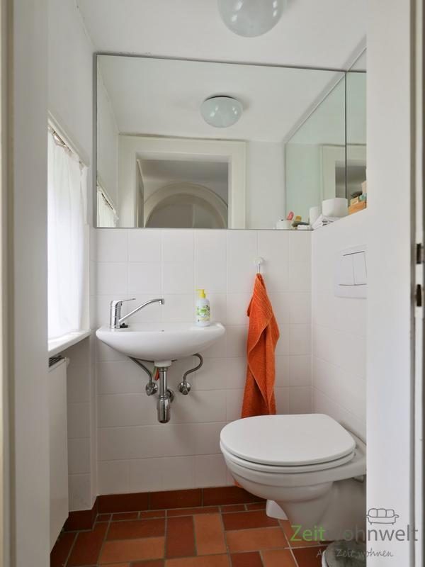 Gäste-WC am Hausflur