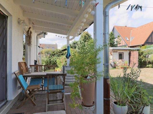 überdachte Terrasse