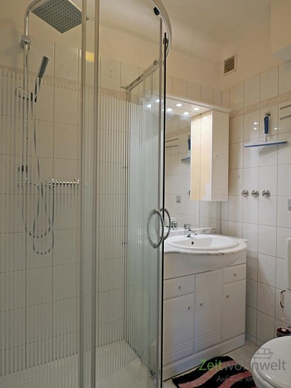 Bad mit Dusche