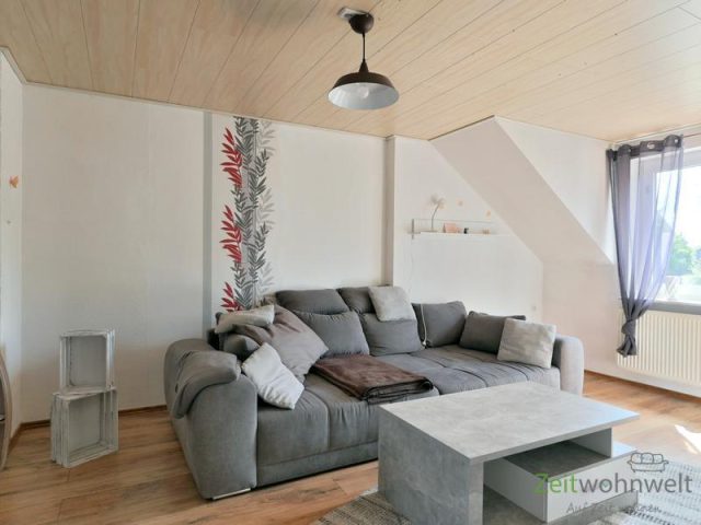 großes Sofa