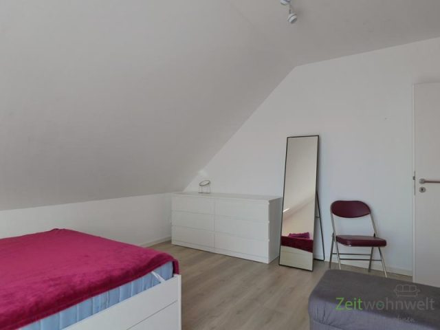 Kommode und Kleiderschrank