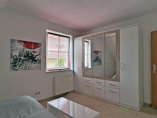 Kleiderschrank im Schlafzimmer