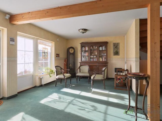großes Wohnzimmer