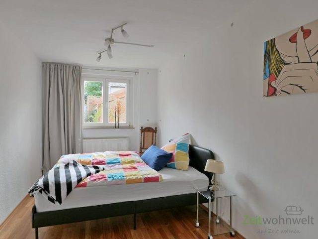 Blick ins Schlafzimmer