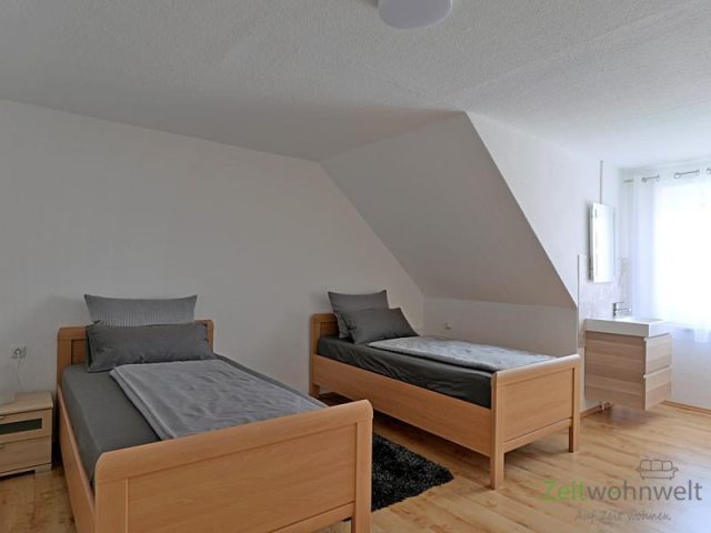 rechtes Schlafzimmer