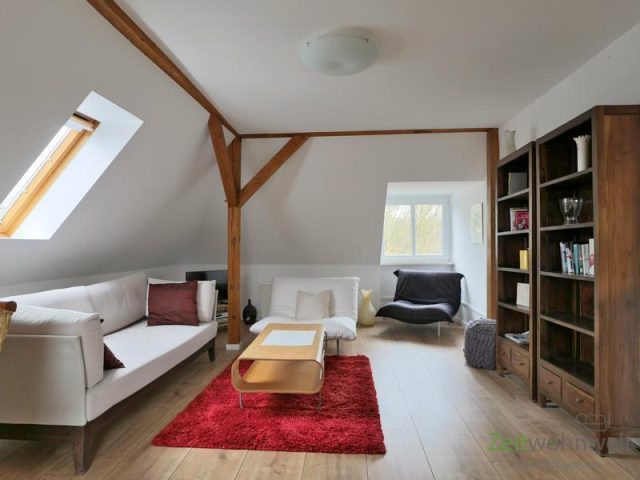 Blick ins Wohnzimmer