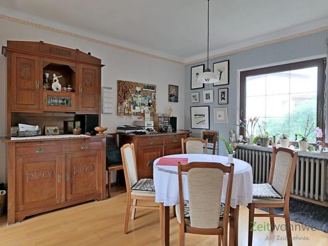 Blick ins Esszimmer