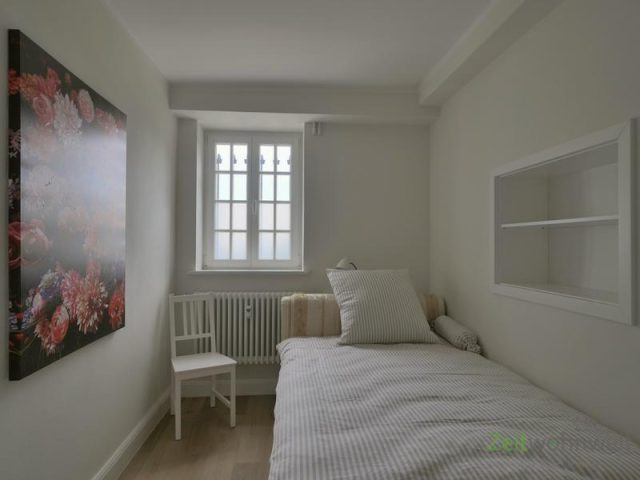 Blick ins Schlafzimmer