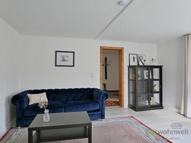großes Sofa