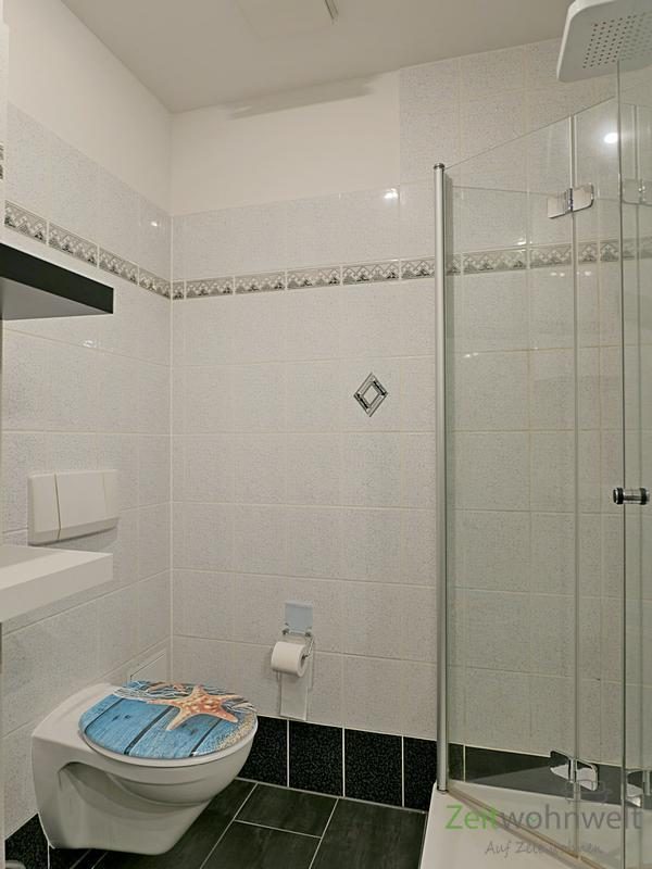 Dusche und WC