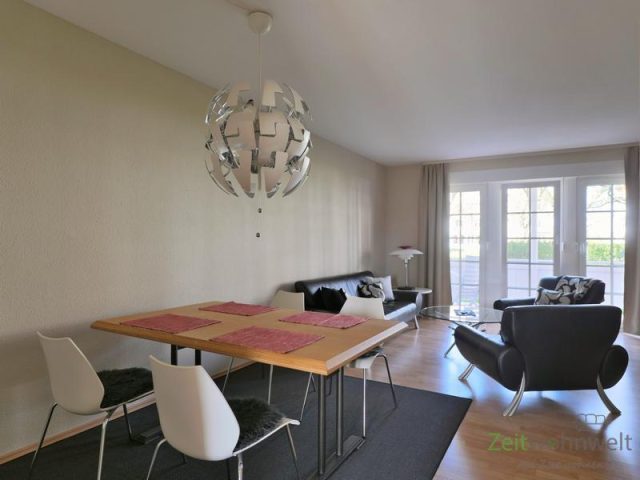 Blick ins Wohnzimmer
