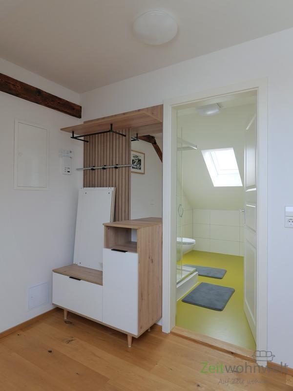 die Flurgarderobe im Aufbau