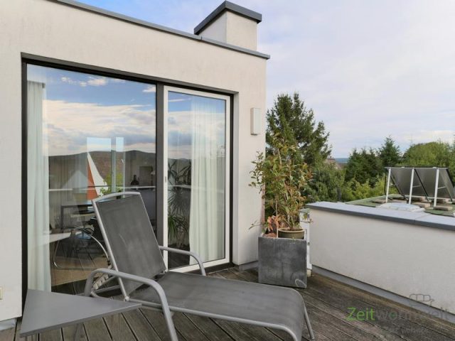 sonniger Dachbalkon