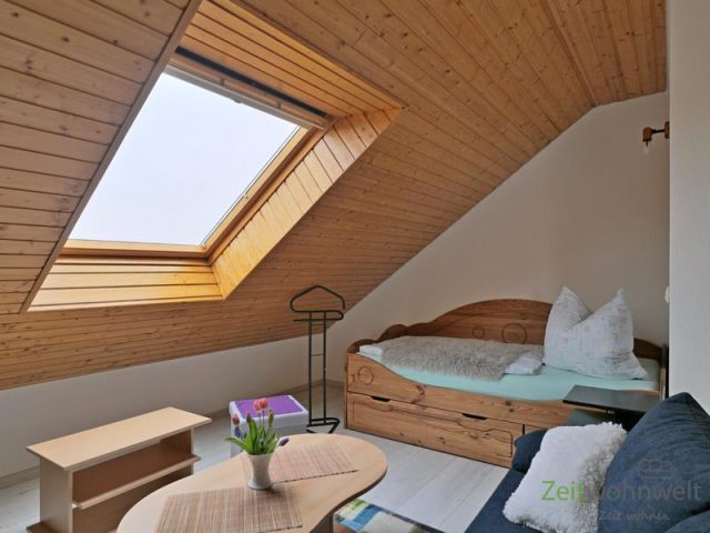 Blick zum Bett