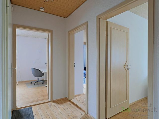 heller Wohnungsflur