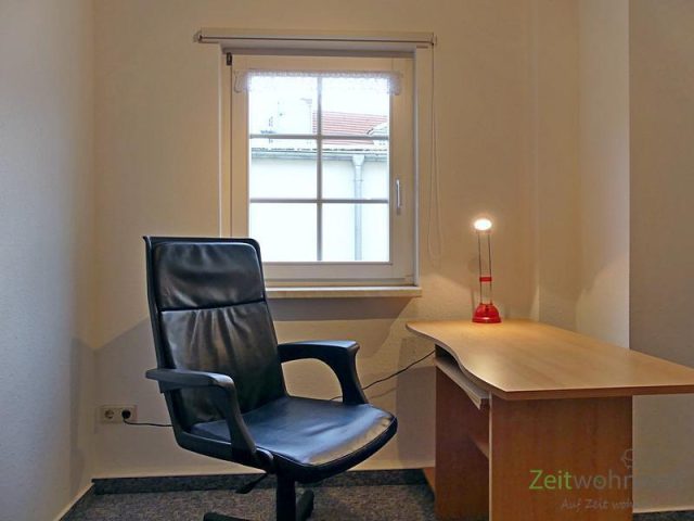Schreibtisch im Wohnzimmer