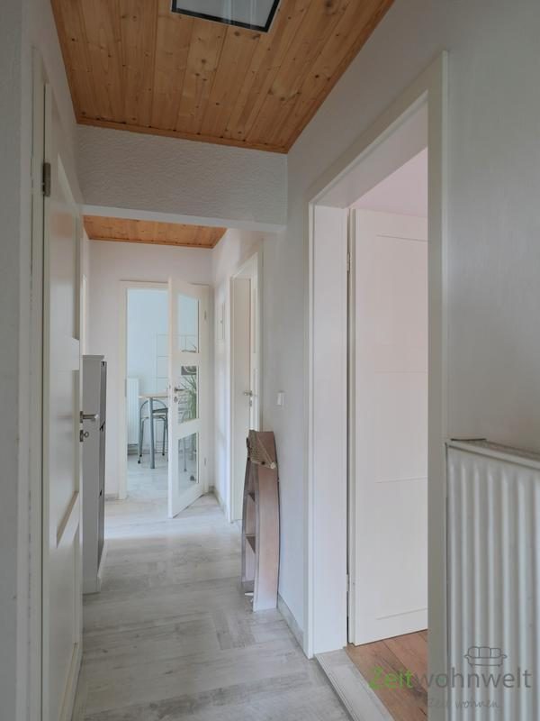 kleiner Wohnungsflur