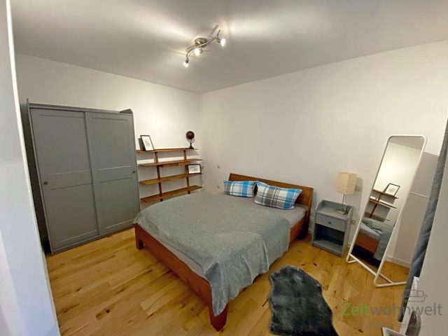 Blick ins Schlafzimmer