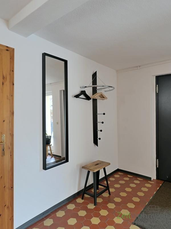 kleine Garderobe