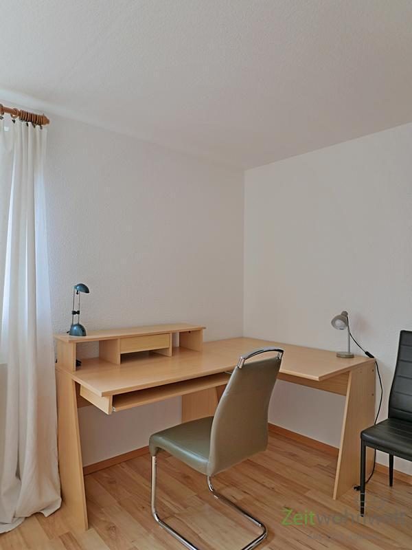 Schreibtisch im Schlafzimmer