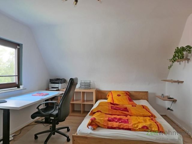 Schreibtisch im Schlafzimmer