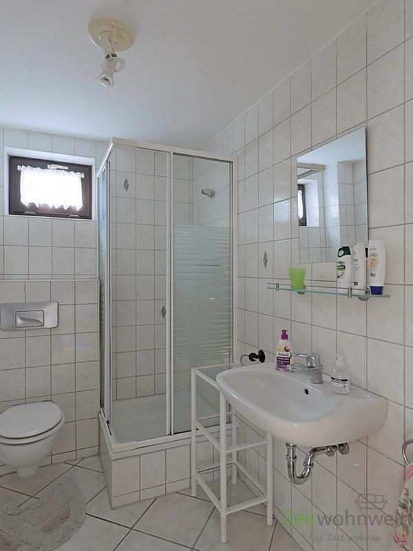Bad mit Dusche