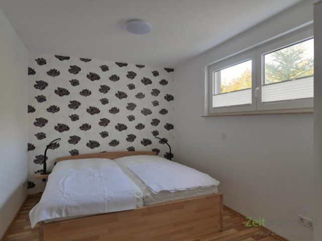 Doppelbett im Schlafzimmer