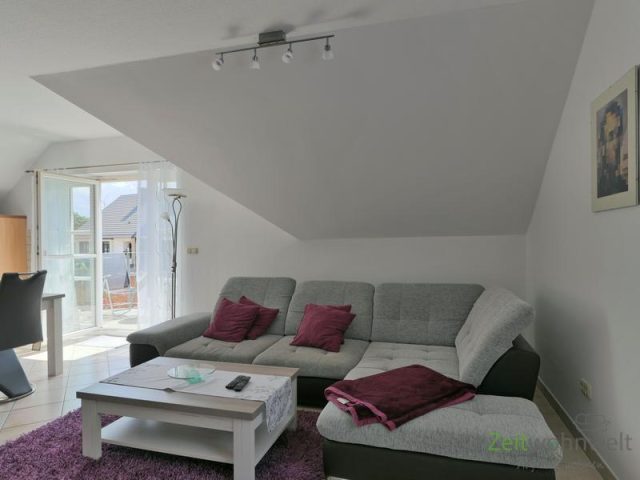 große moderne Eckcouch