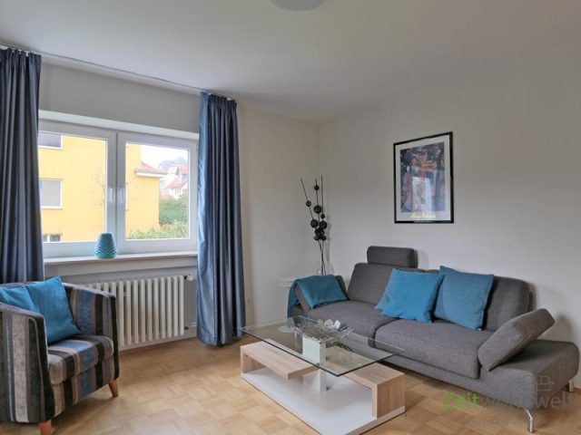 Sessel und Sofa