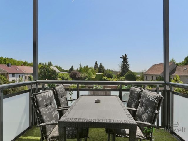 sonniger Balkon