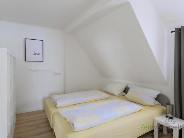 Blick ins Schlafzimmer