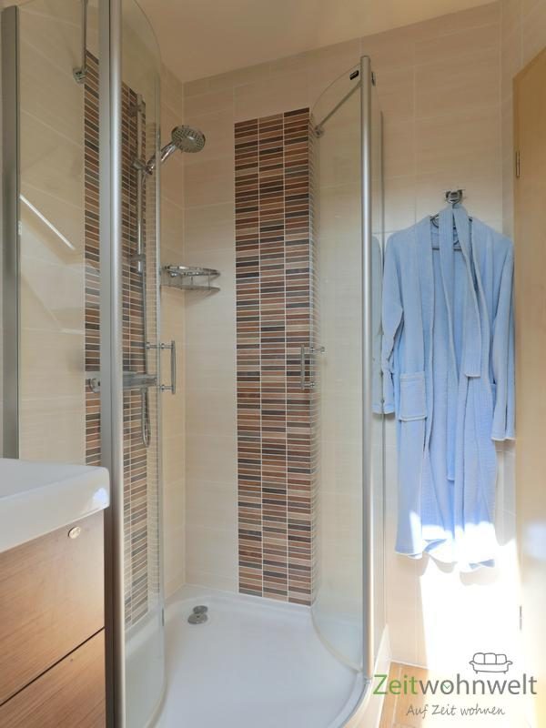 Dusche im Bad