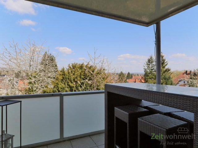 überdachter Balkon