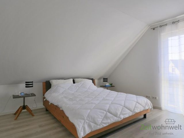 Blick ins große Schlafzimmer
