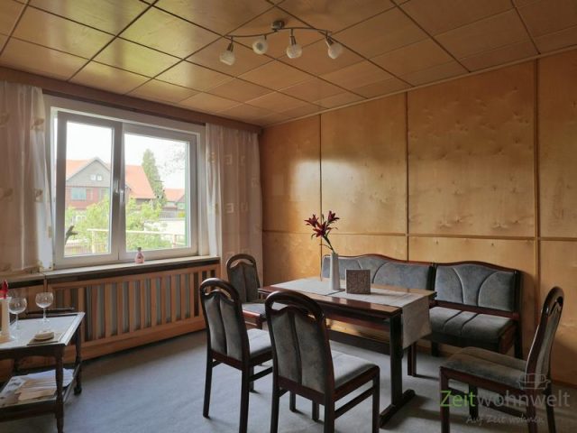 Blick ins Esszimmer