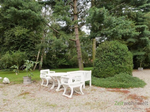 Sitzecken im Park