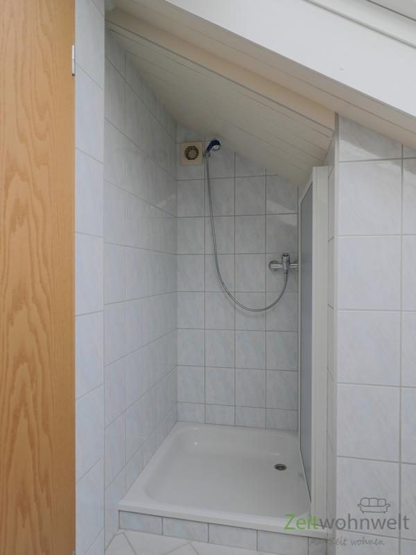 Dusche im Bad