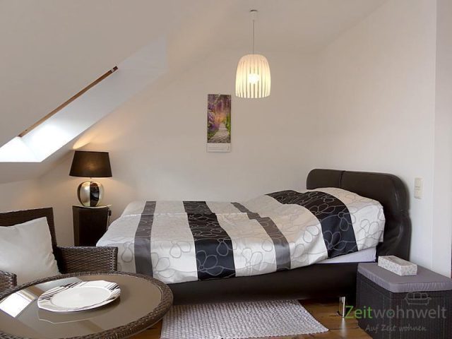 großes Bett