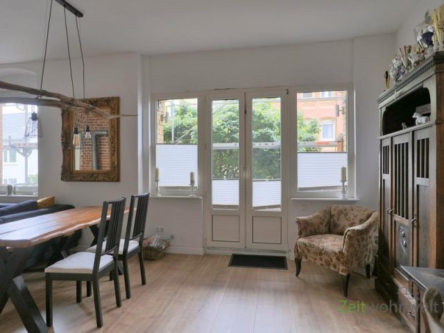 Blick zum eingerüsteten Balkon