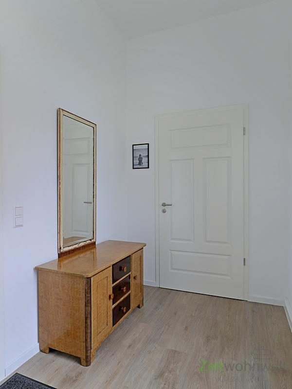 geräumiger Wohnungsflur