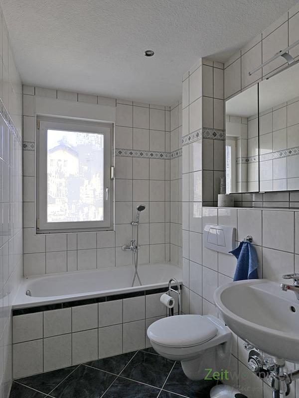 Wanne und WC