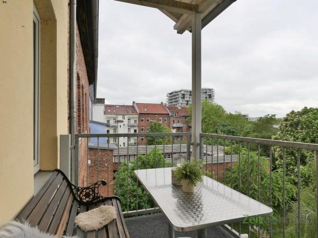 überdachter Balkon