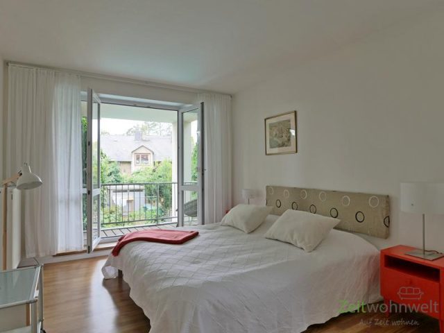 Blick ins Schlafzimmer