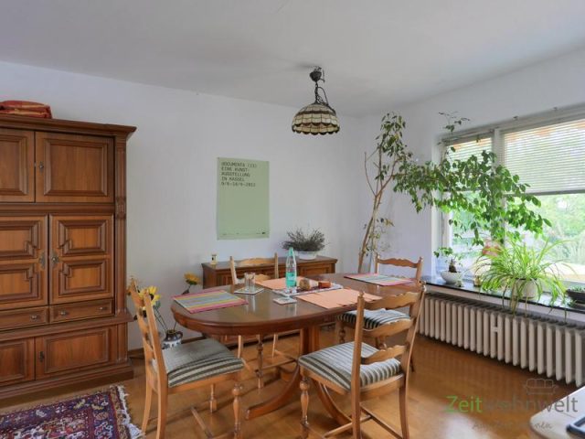 Blick ins Wohnzimmer