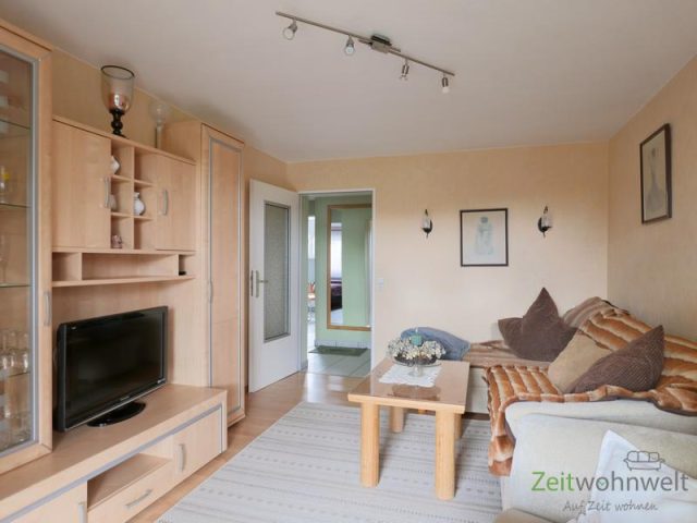 Terrassenblick ins Wohnzimmer