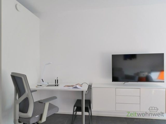 kleiner Schreibtisch
