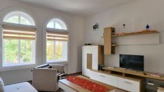 Arnstadt, möblierte 2-Zimmer-Wohnung mit Balkon, PKW-Stellplatz möglich